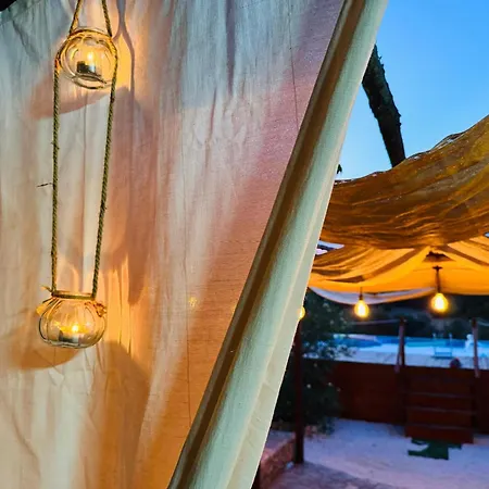 Дом отдыха Trulli Camaris *