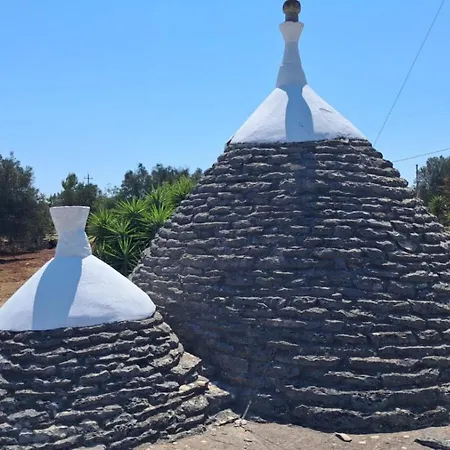 Trulli Camaris * Ceglie Messapica
