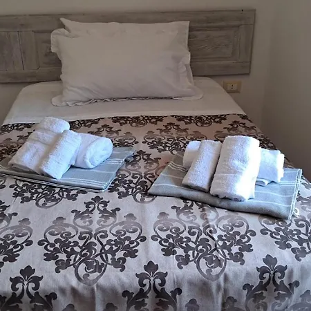 Trulli Camaris Дом отдыха Челье-Мессапика