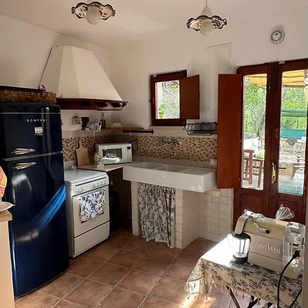 Trulli Camaris Ceglie Messapica