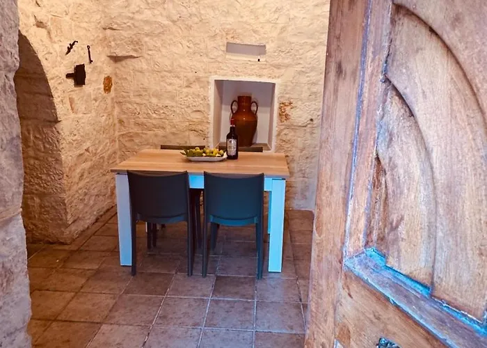 Trulli Camaris * Ceglie Messapica